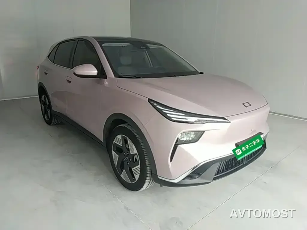 Besturn Yueyi 03 2025 565km Ultimate Edition — фото 4