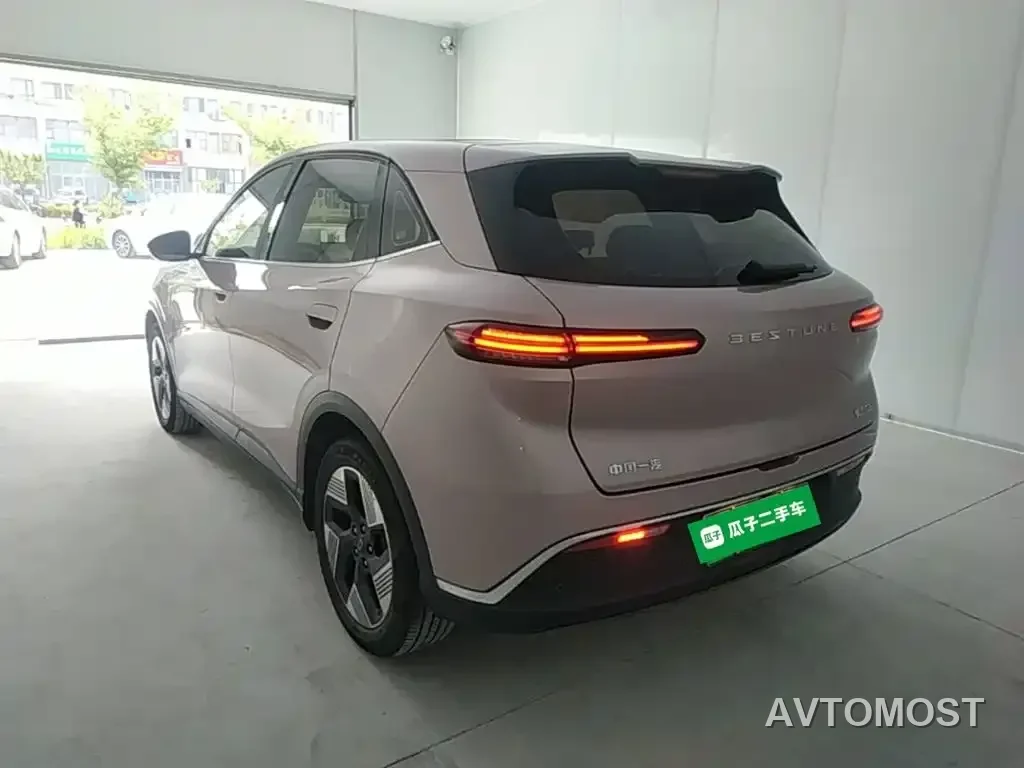 Besturn Yueyi 03 2025 565km Ultimate Edition — фото 5