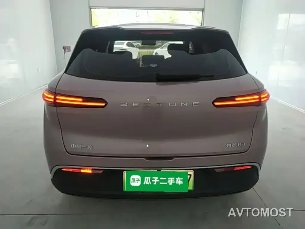 Besturn Yueyi 03 2025 565km Ultimate Edition — фото 6