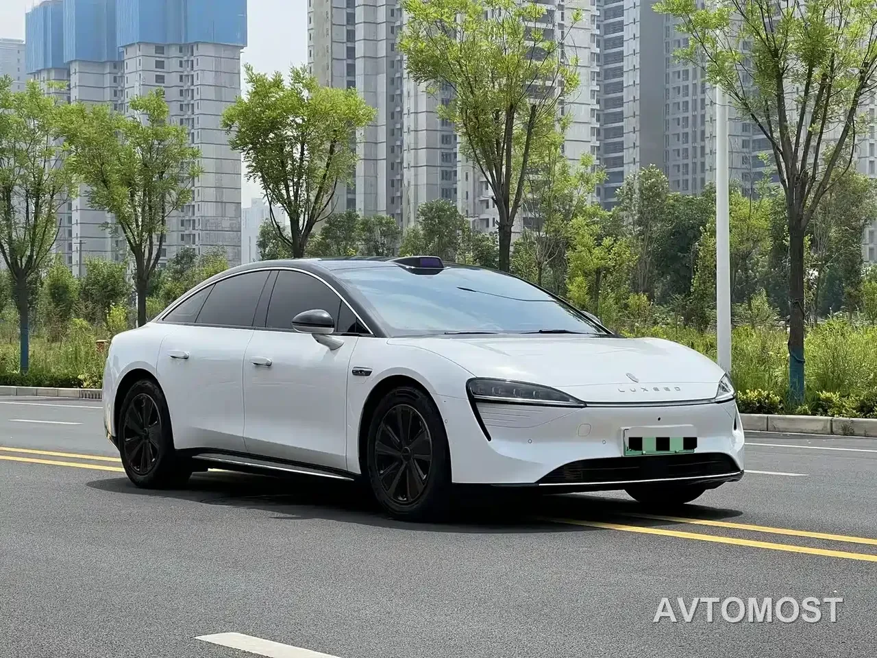 Zhijie S7 2024 Max RWD Long Range Smart Drive — фото 3