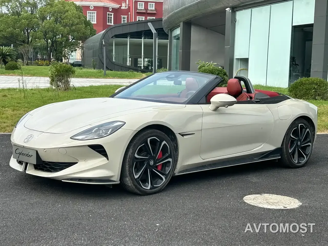 MG Cyberster 2024 520km Legend AWD Red Canopy Edition — фото 10