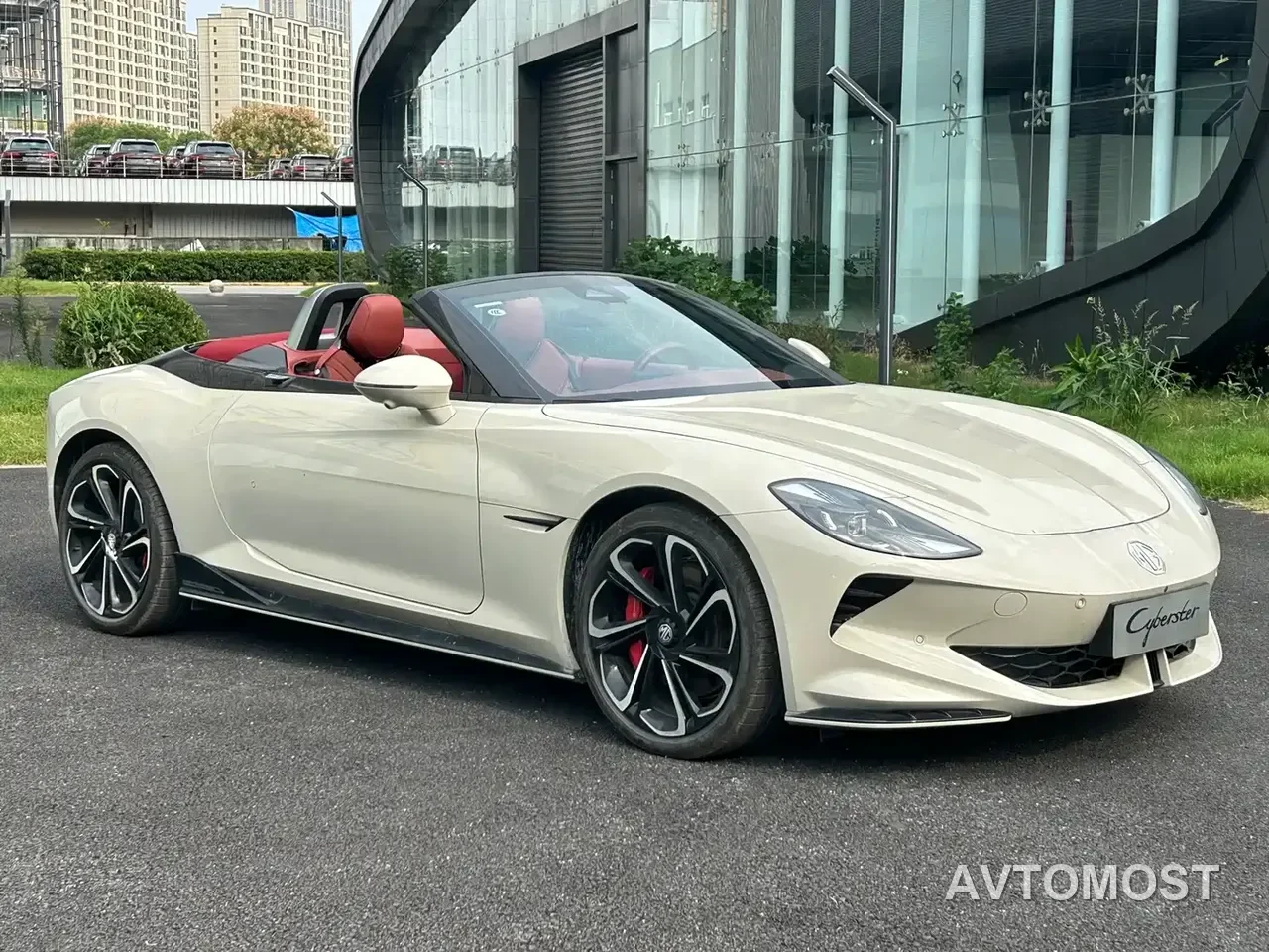 MG Cyberster 2024 520km Legend AWD Red Canopy Edition — фото 6