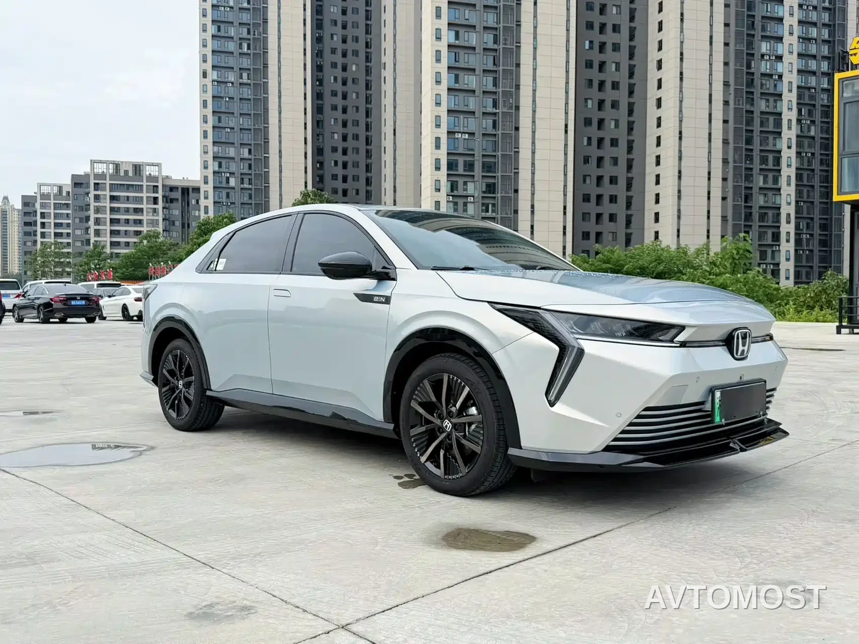 Honda Hunting Light e:NS2 2024 Dazzling Light Edition — фото 2