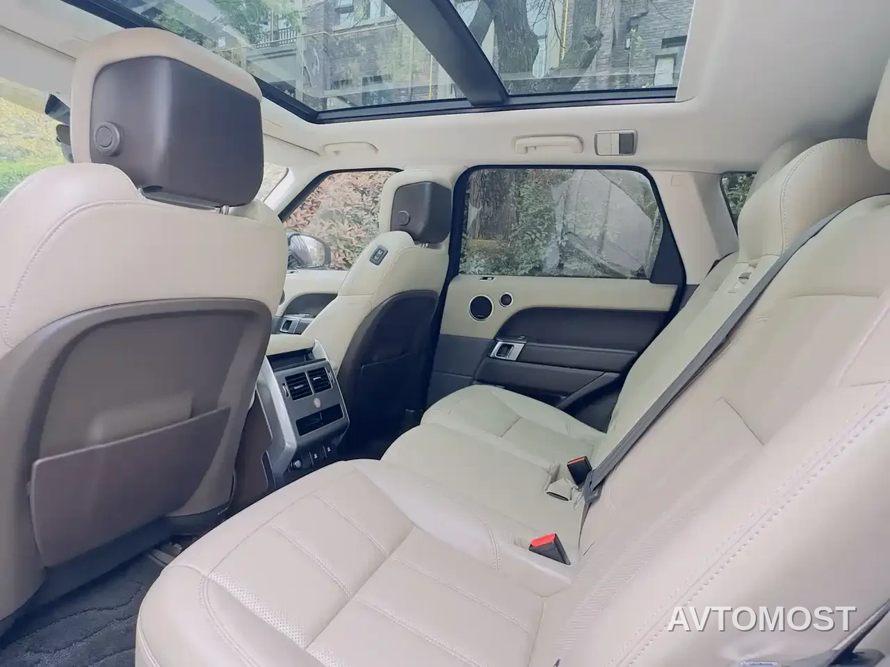 Land Rover Range Rover Sport PHEV 2021 P400e SE — фото 13