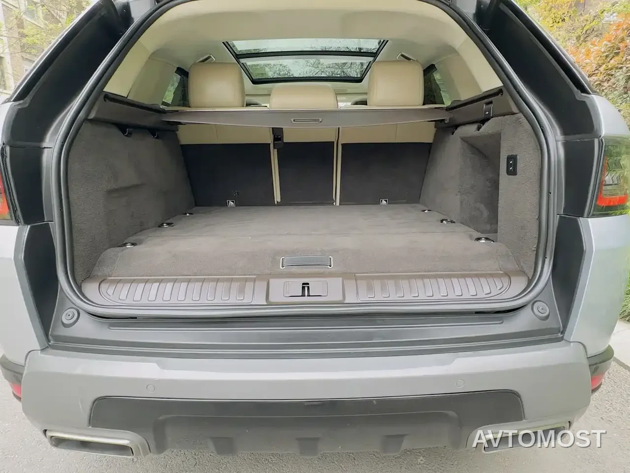 Land Rover Range Rover Sport PHEV 2021 P400e SE — фото 18
