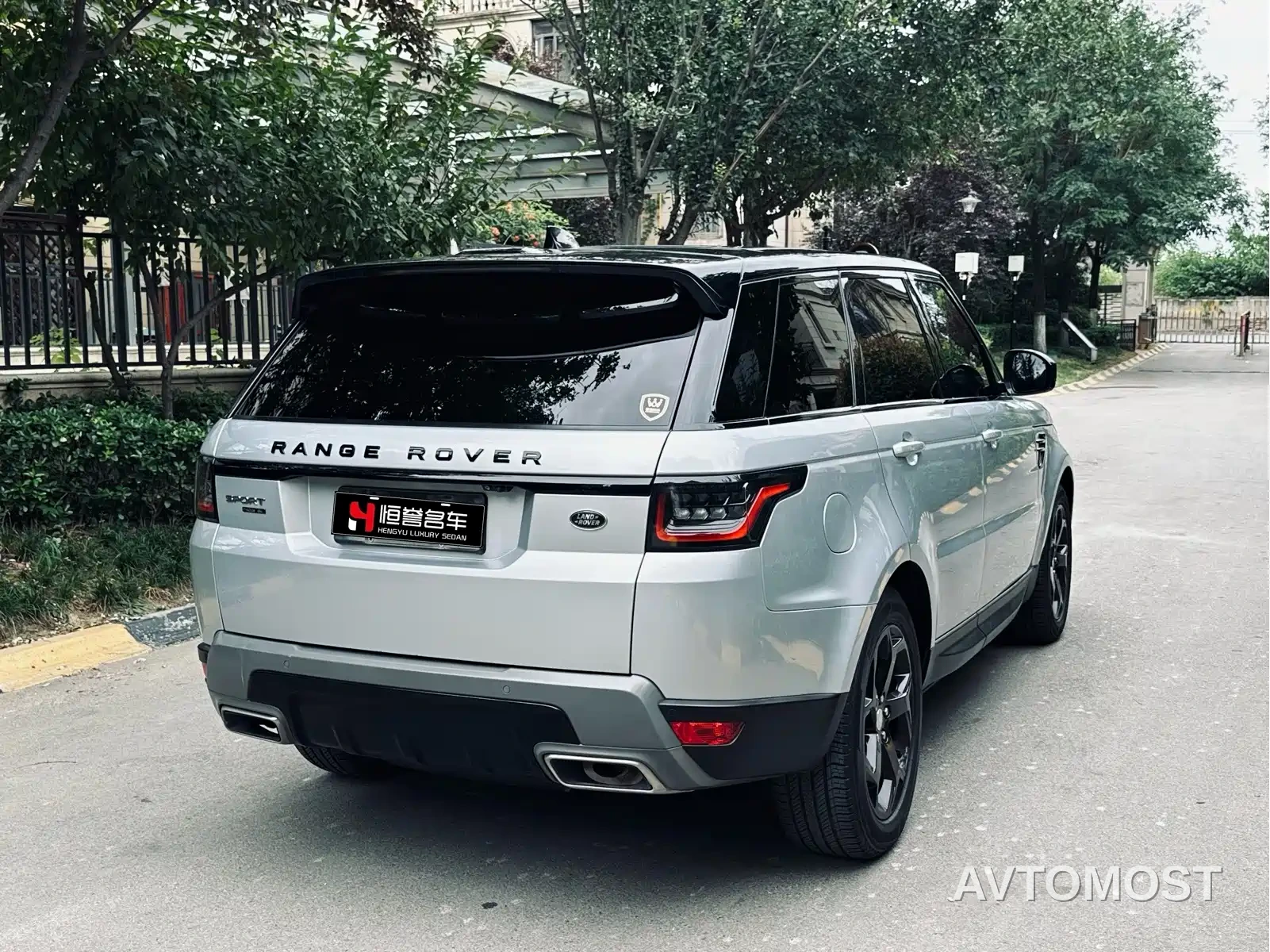 Land Rover Range Rover Sport PHEV 2021 P400e SE — фото 24