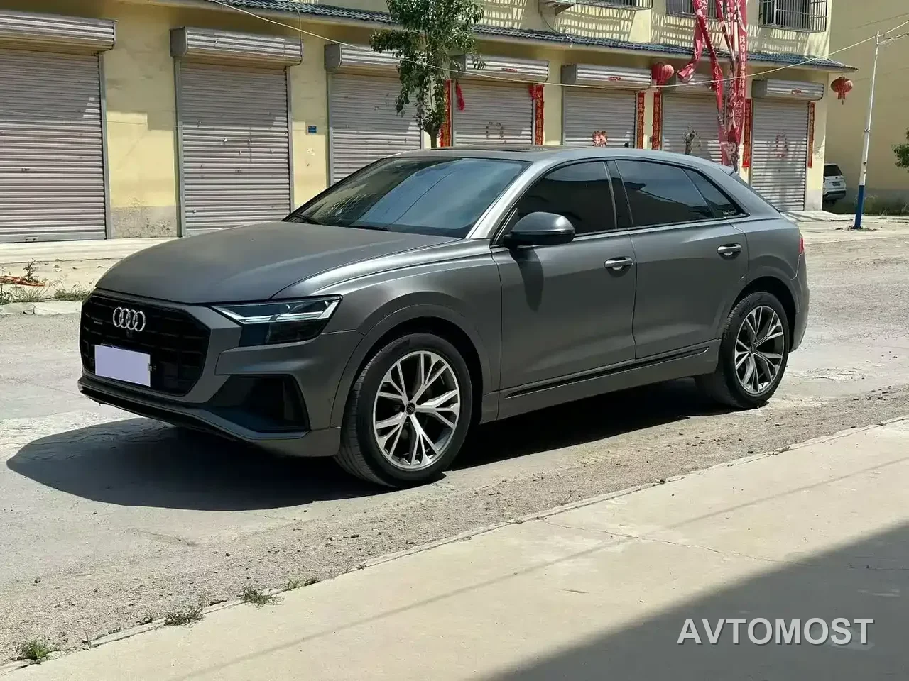 Audi Q8 2021 Model 55 TFSI Premium Dynamic — фото 3