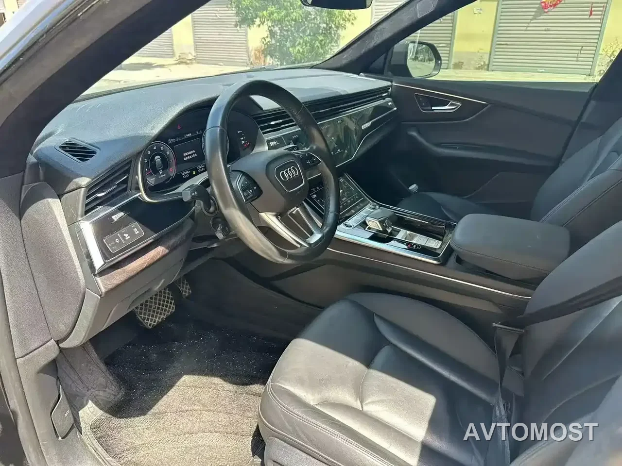 Audi Q8 2021 Model 55 TFSI Premium Dynamic — фото 6