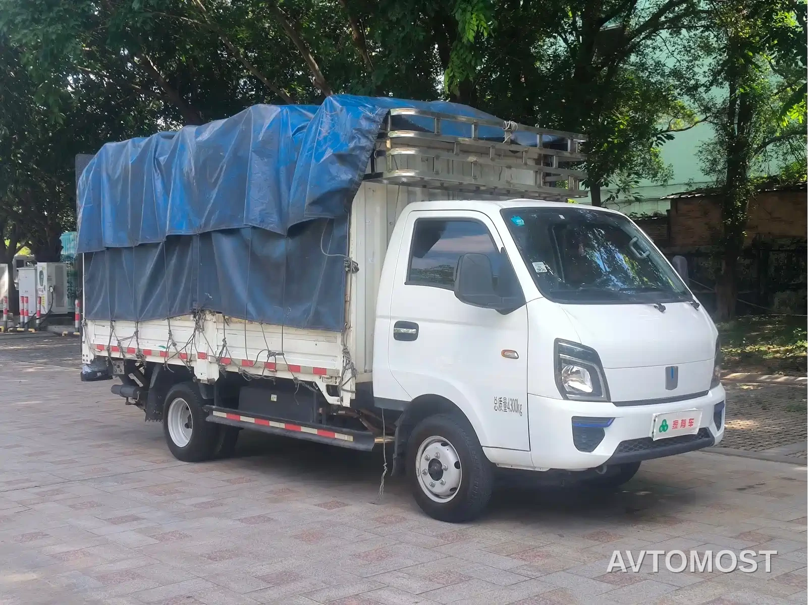 Yuan Cheng Farizon FR 2023 V5E Box Truck CATL 66.84kWh — фото 2