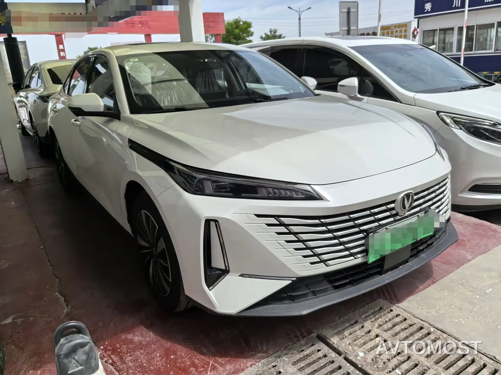 Changan Eado PHEV 2025 Smart New Blue Whale 145KM Battleship Edition — фото 3