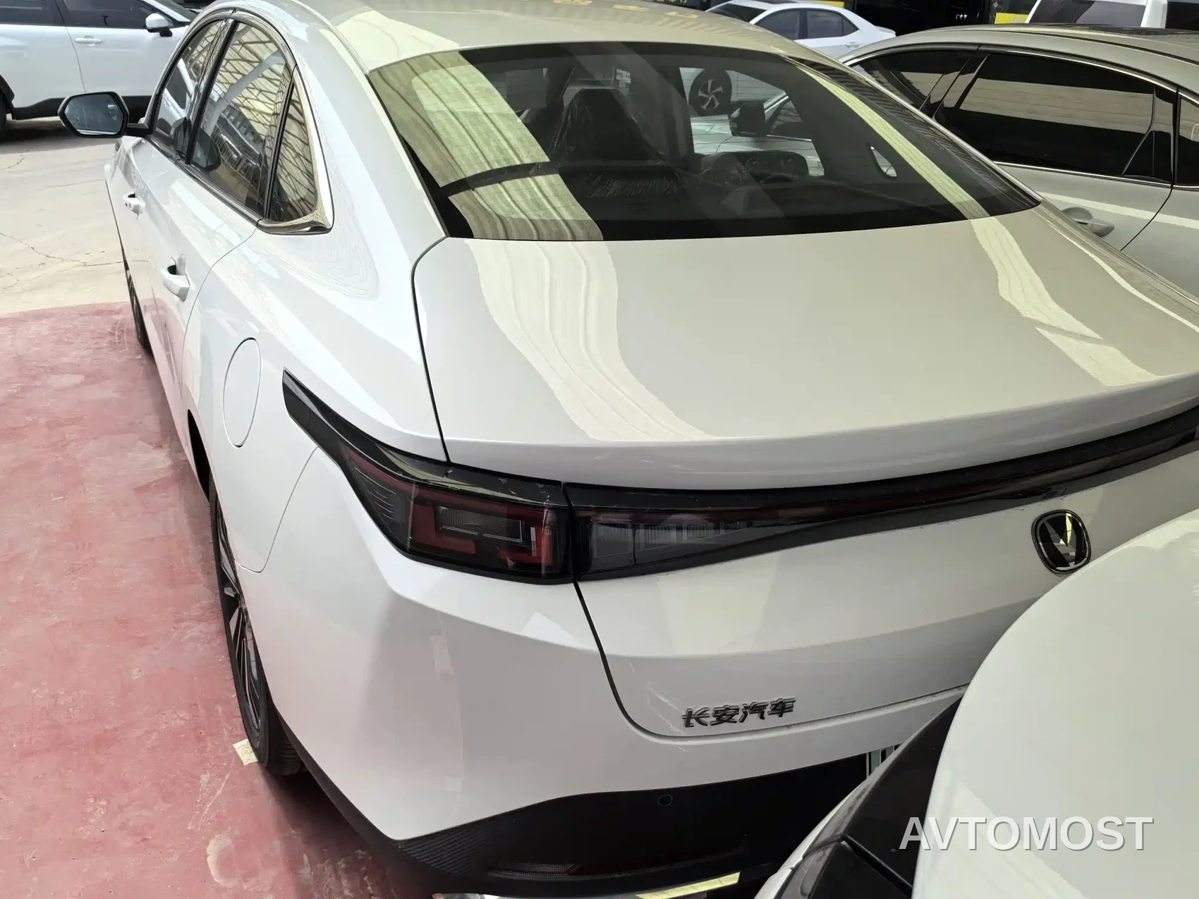 Changan Eado PHEV 2025 Smart New Blue Whale 145KM Battleship Edition — фото 5