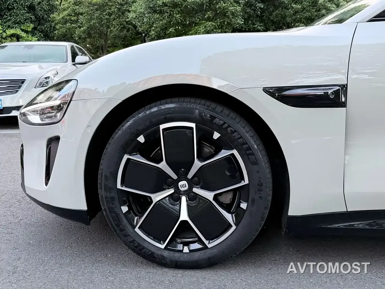 Xiaomi SU7 2024 RWD Ultra Long Range Advanced Smart Driving Pro Edition — фото 12