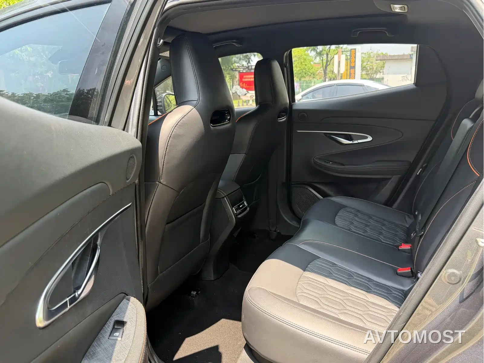 Changan UNI-T 2022 1.5T Premium — фото 6