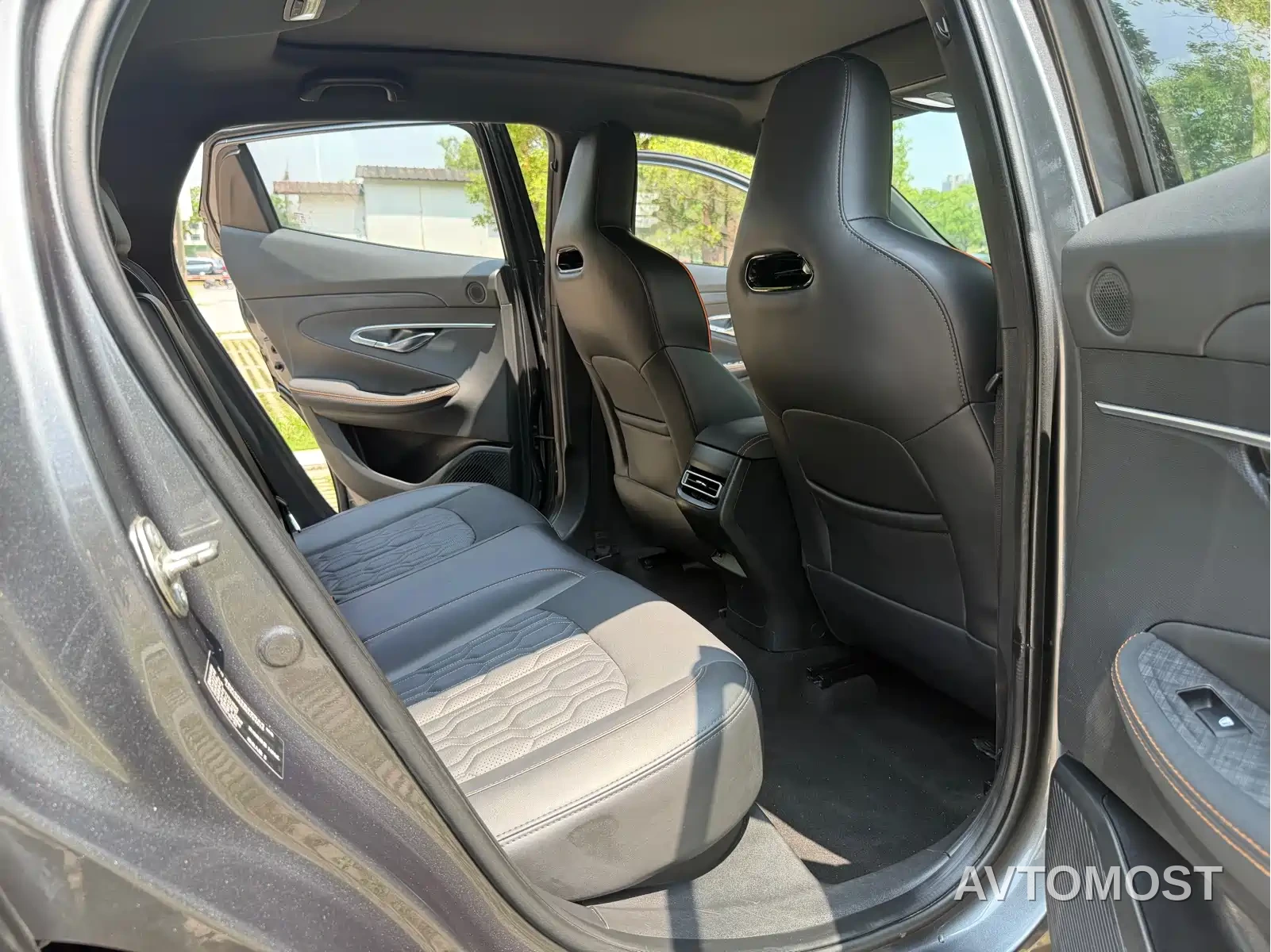 Changan UNI-T 2022 1.5T Premium — фото 14