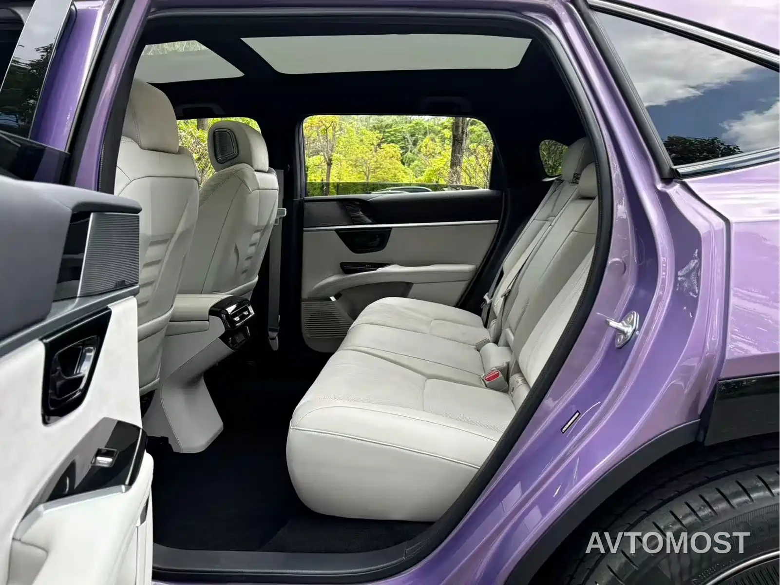 Honda GAC Honda P7 2025 AWD Long Range Max — фото 8