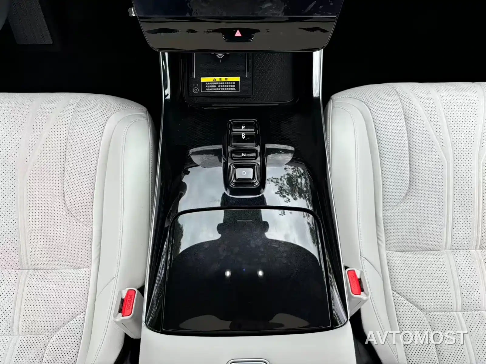 Honda GAC Honda P7 2025 AWD Long Range Max — фото 23