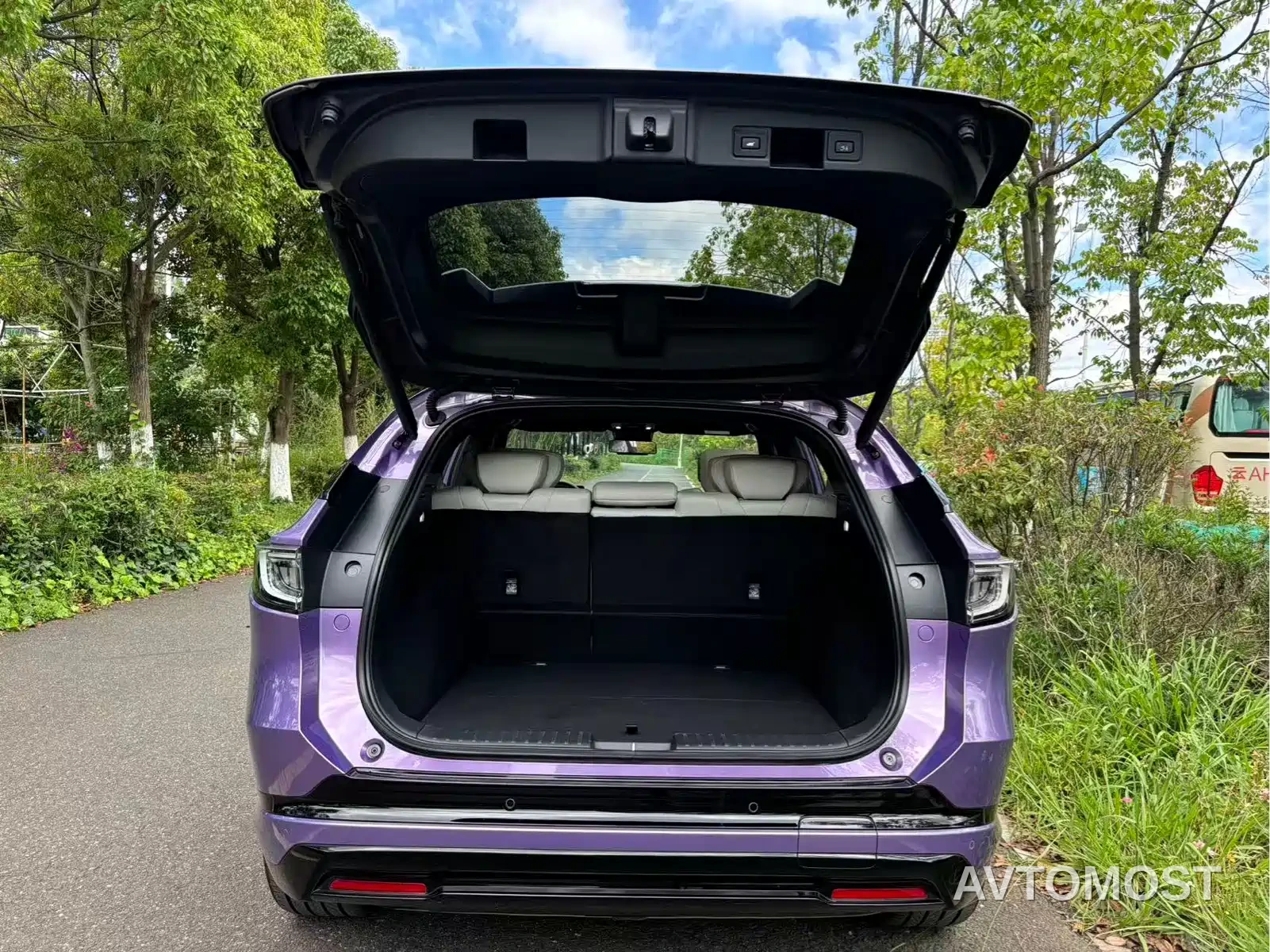 Honda GAC Honda P7 2025 AWD Long Range Max — фото 28