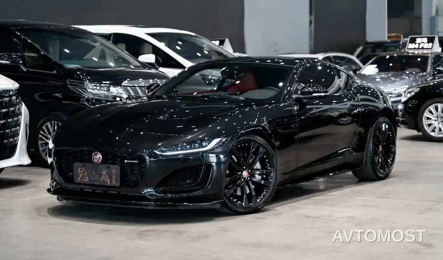 Jaguar F-TYPE 2022 P300 Hardtop R-DYNAMIC BLACK