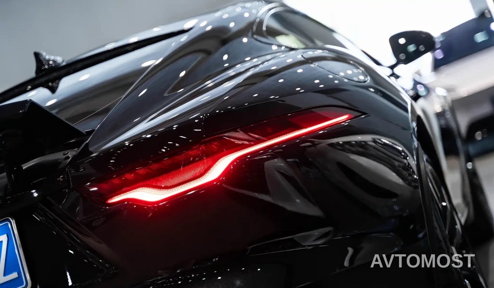 Jaguar F-TYPE 2022 P300 Hardtop R-DYNAMIC BLACK — фото 7