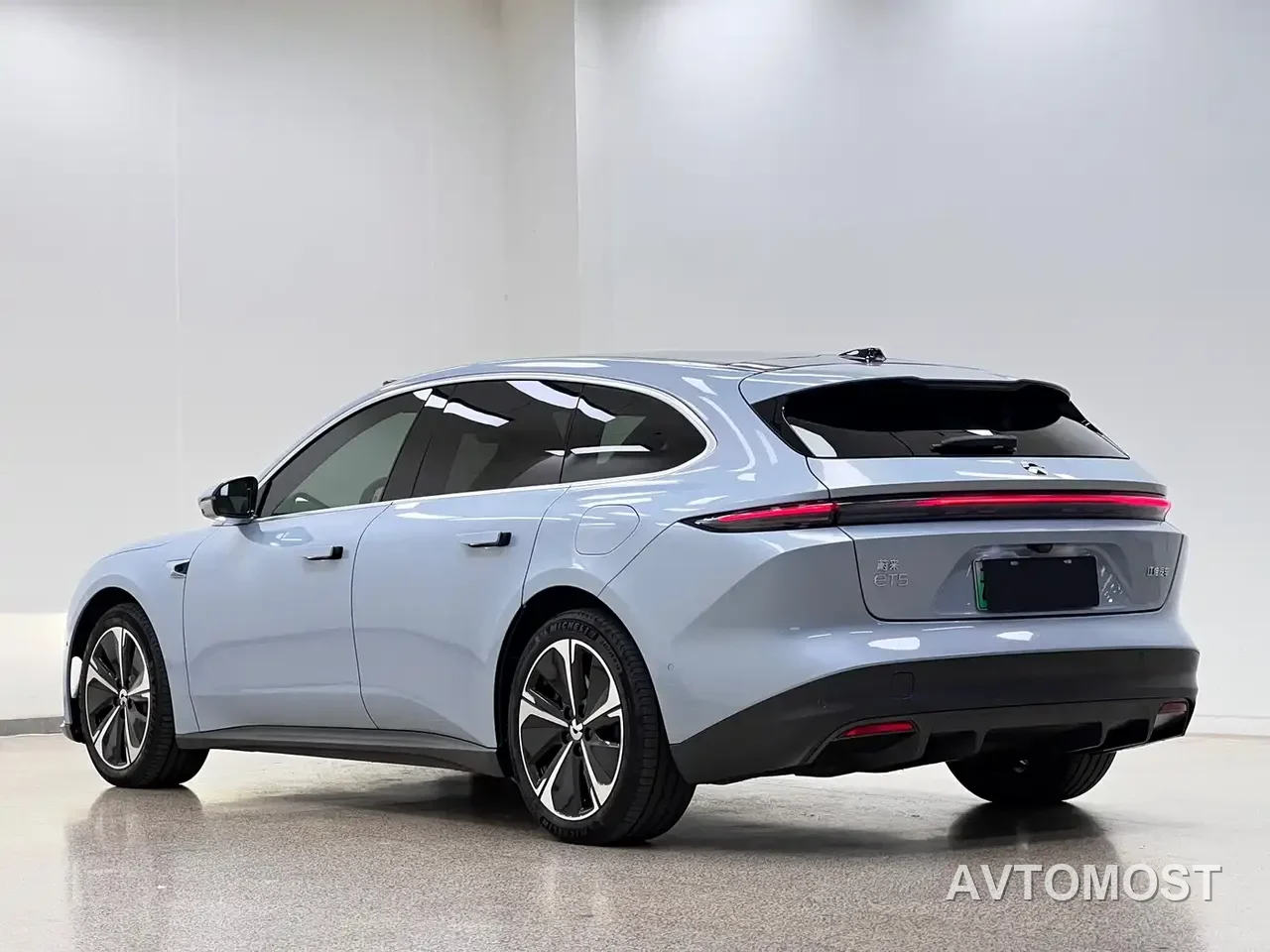 NIO ET5T 2023 Model 75kWh Touring — фото 4