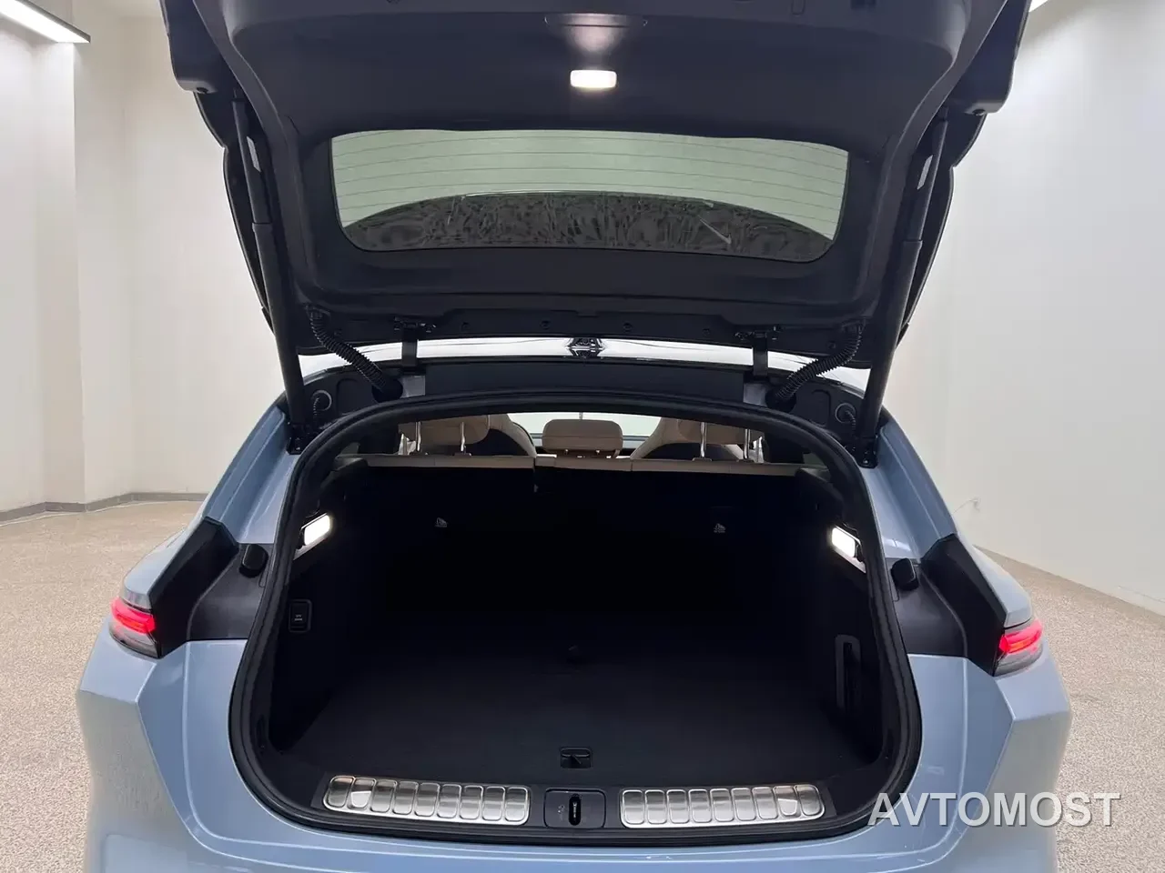 NIO ET5T 2023 Model 75kWh Touring — фото 27