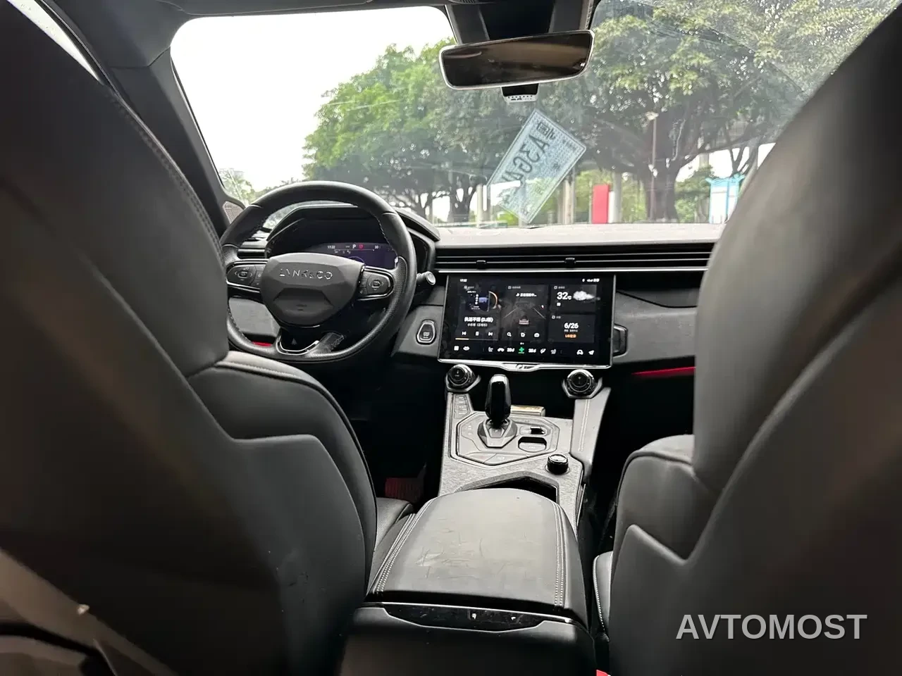 Lynk & Co 01 EM-P 2021 1.5TD PHEV Halo — фото 18