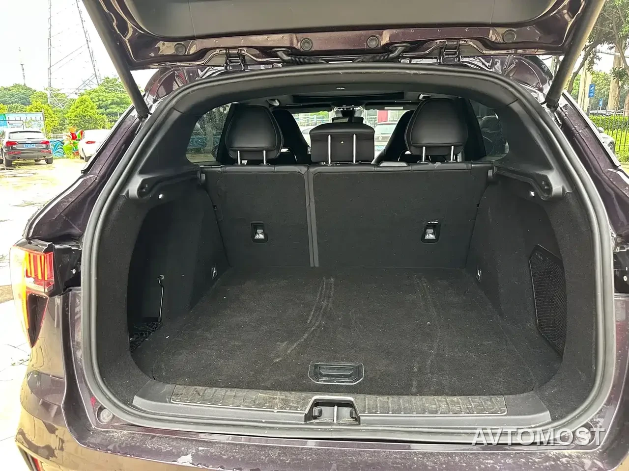 Lynk & Co 01 EM-P 2021 1.5TD PHEV Halo — фото 19
