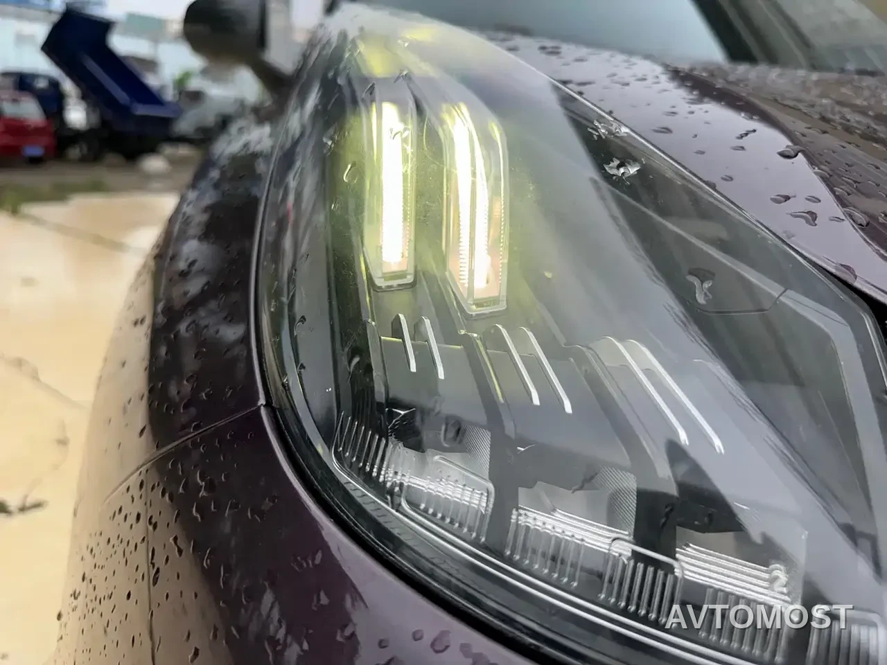 Lynk & Co 01 EM-P 2021 1.5TD PHEV Halo — фото 21
