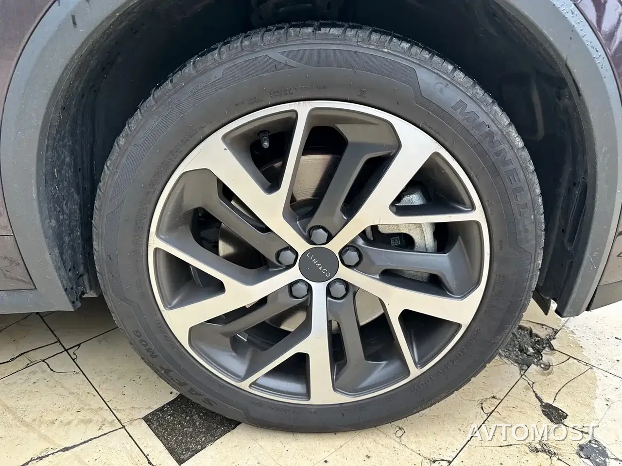 Lynk & Co 01 EM-P 2021 1.5TD PHEV Halo — фото 25