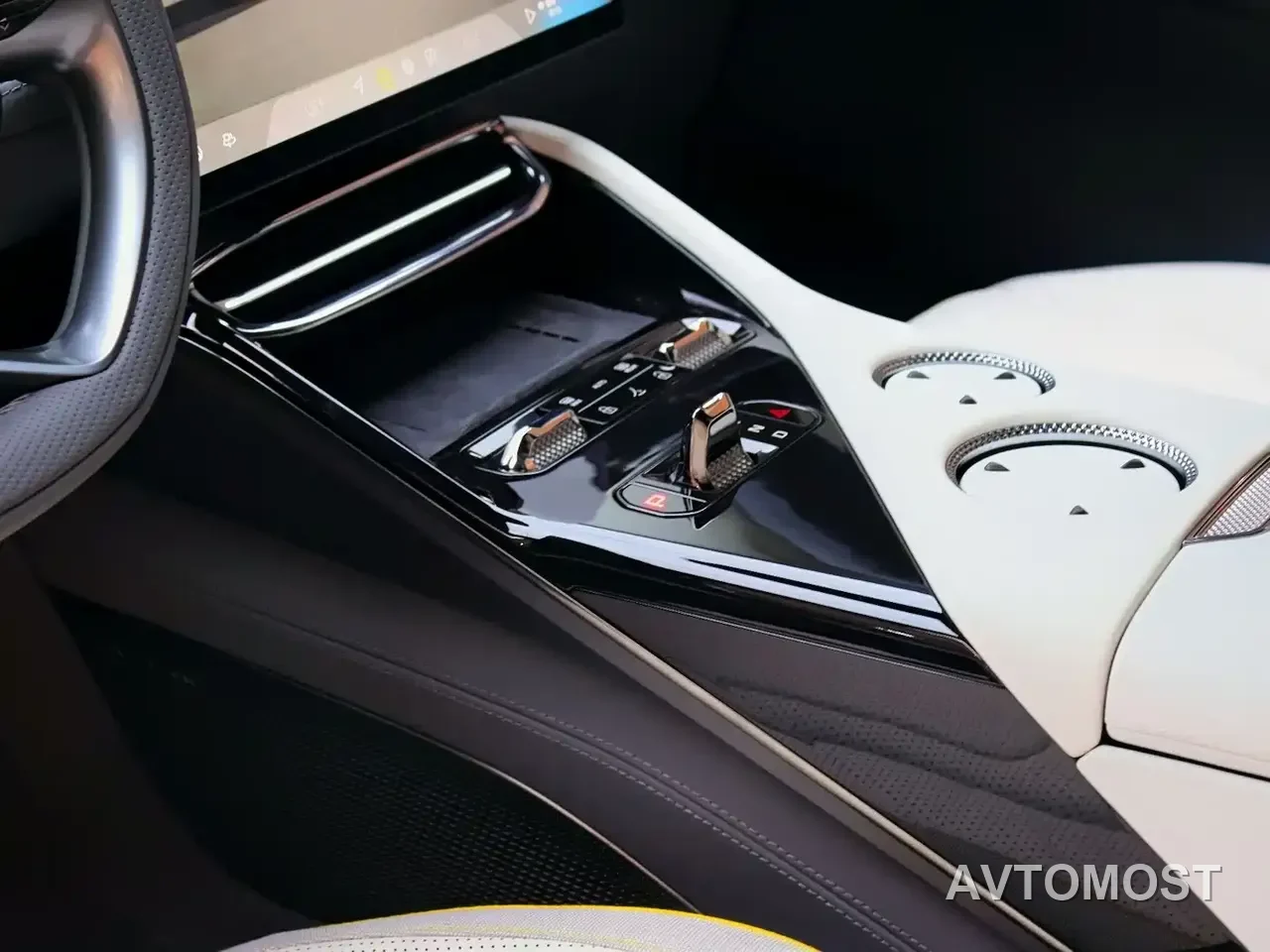 Lotus FOR ME 2026 Base Model 5-Seater — фото 23