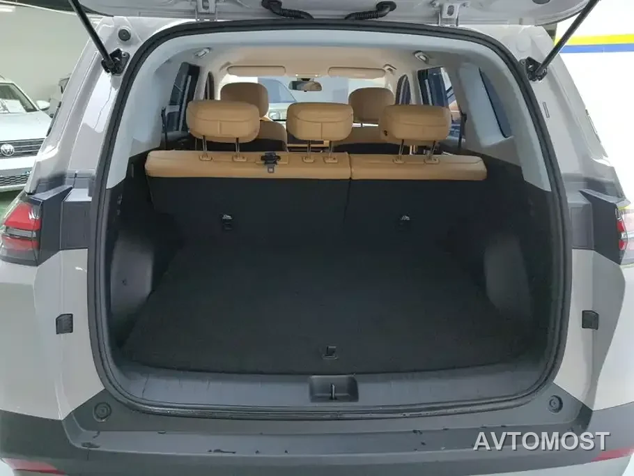 Wuling Motors Starlight 560 NEV 2025 Model Plug-in Hybrid Version 5-seater — фото 4