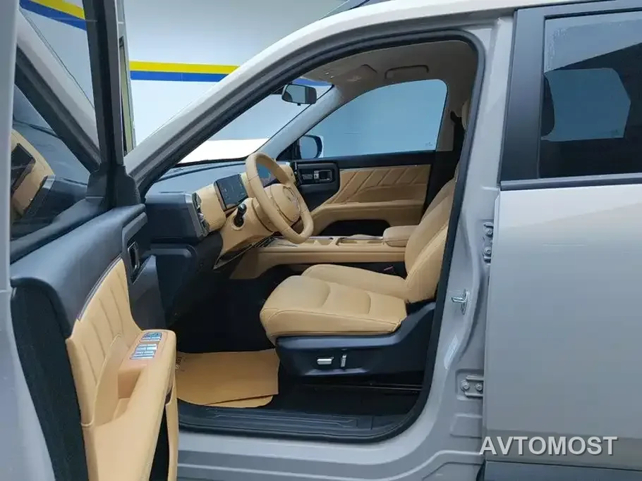 Wuling Motors Starlight 560 NEV 2025 Model Plug-in Hybrid Version 5-seater — фото 8