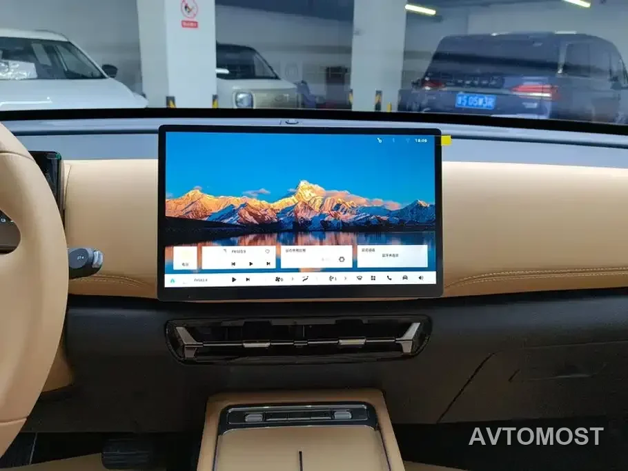 Wuling Motors Starlight 560 NEV 2025 Model Plug-in Hybrid Version 5-seater — фото 12