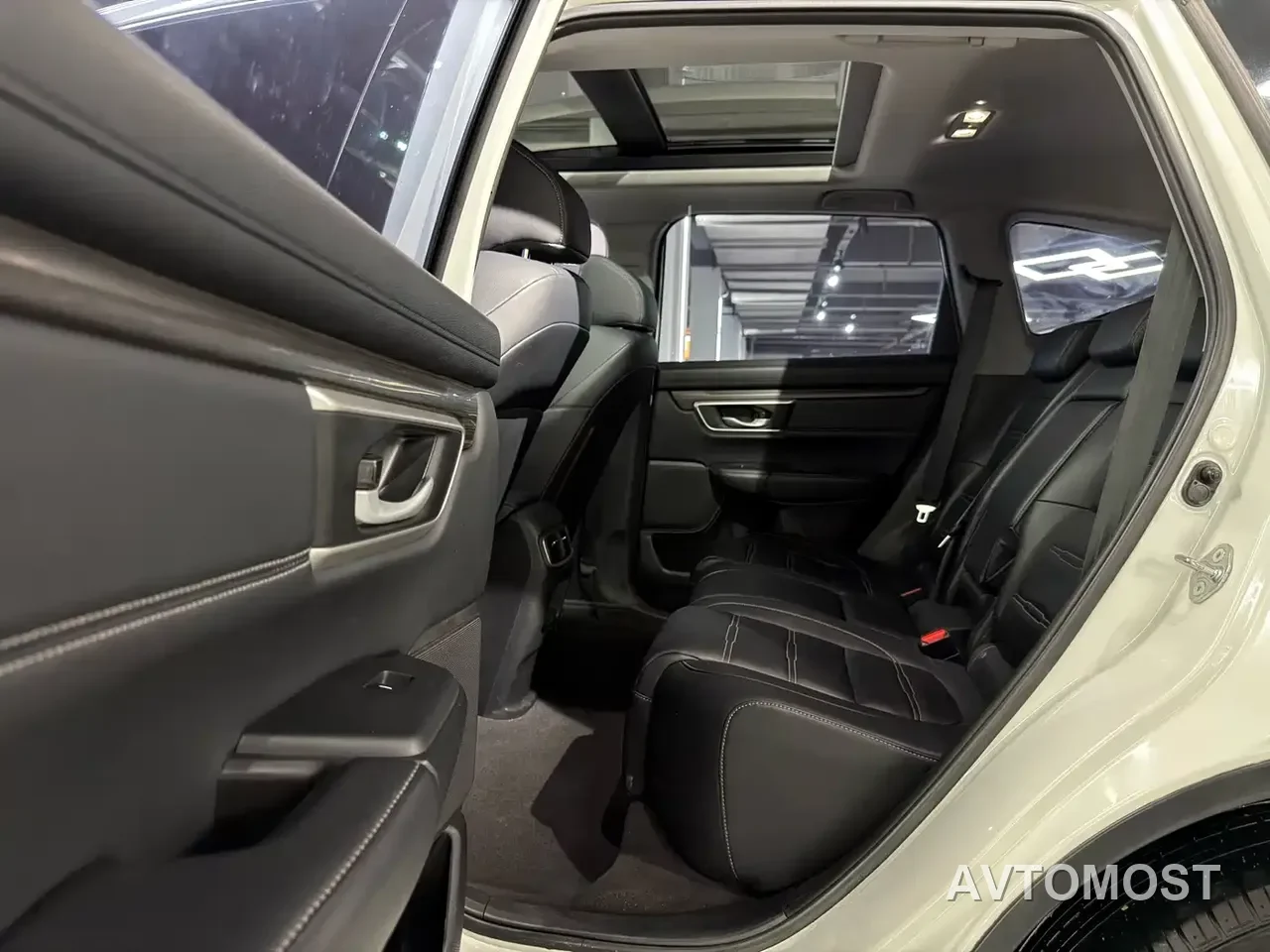 Honda CR-V New Energy 2021 Sharp Hybrid e+ 2.0L Wisdom Edition — фото 12