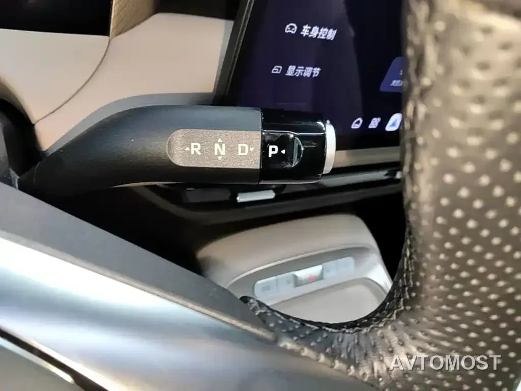 MG ES5 2025 525max RWD Smart Driving Edition — фото 11