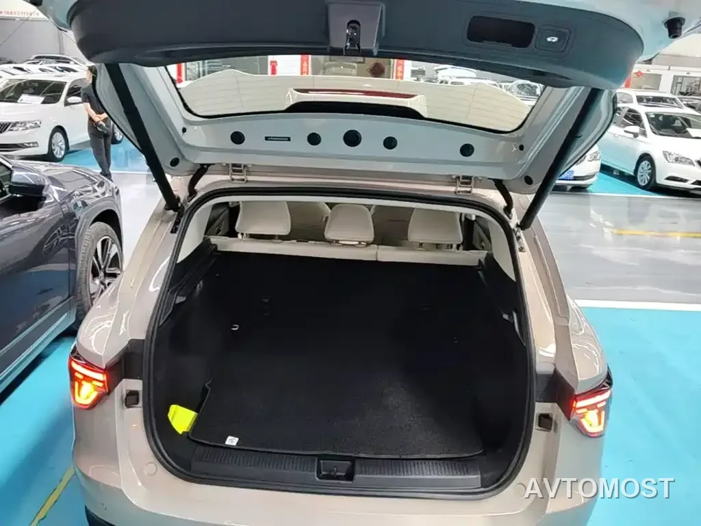 MG ES5 2025 525max RWD Smart Driving Edition — фото 16