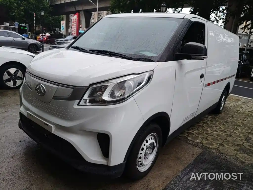 SAIC Maxus EV30 2023 Pure Electric Intelligent Logistics Expert Long Wheelbase Gotion — фото 1
