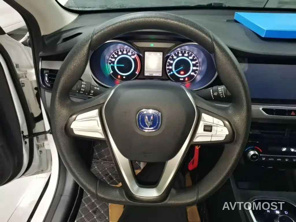 Changan Eado New Energy 2022 EV460 Smart Ride-Hailing Edition (LFP) — фото 11