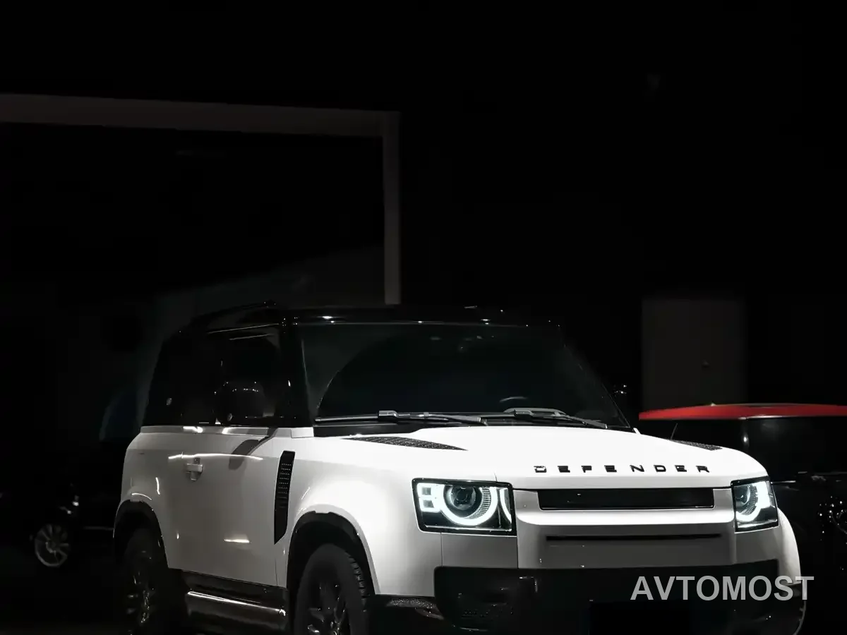 Land Rover Defender 2021 90 P400 X-DYNAMIC S — фото 1