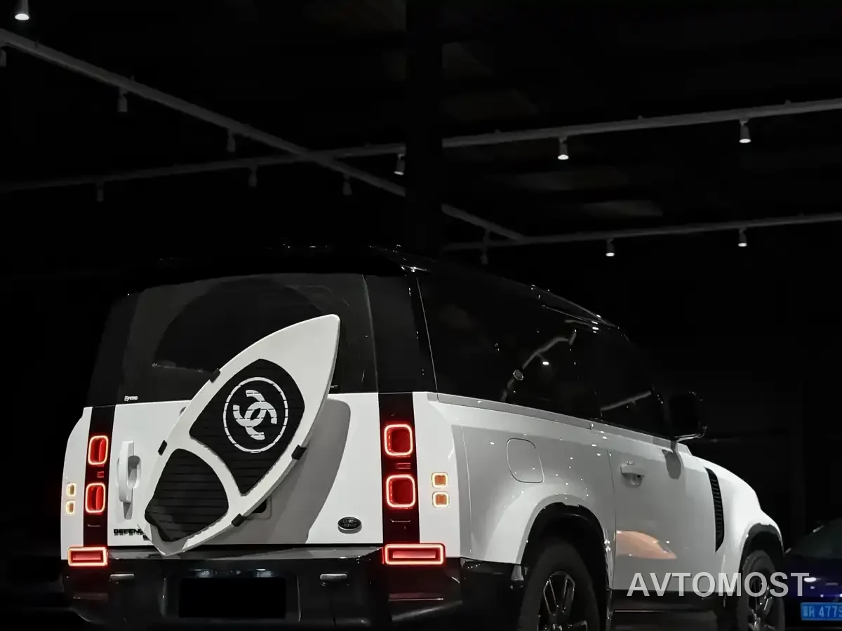 Land Rover Defender 2021 90 P400 X-DYNAMIC S — фото 7