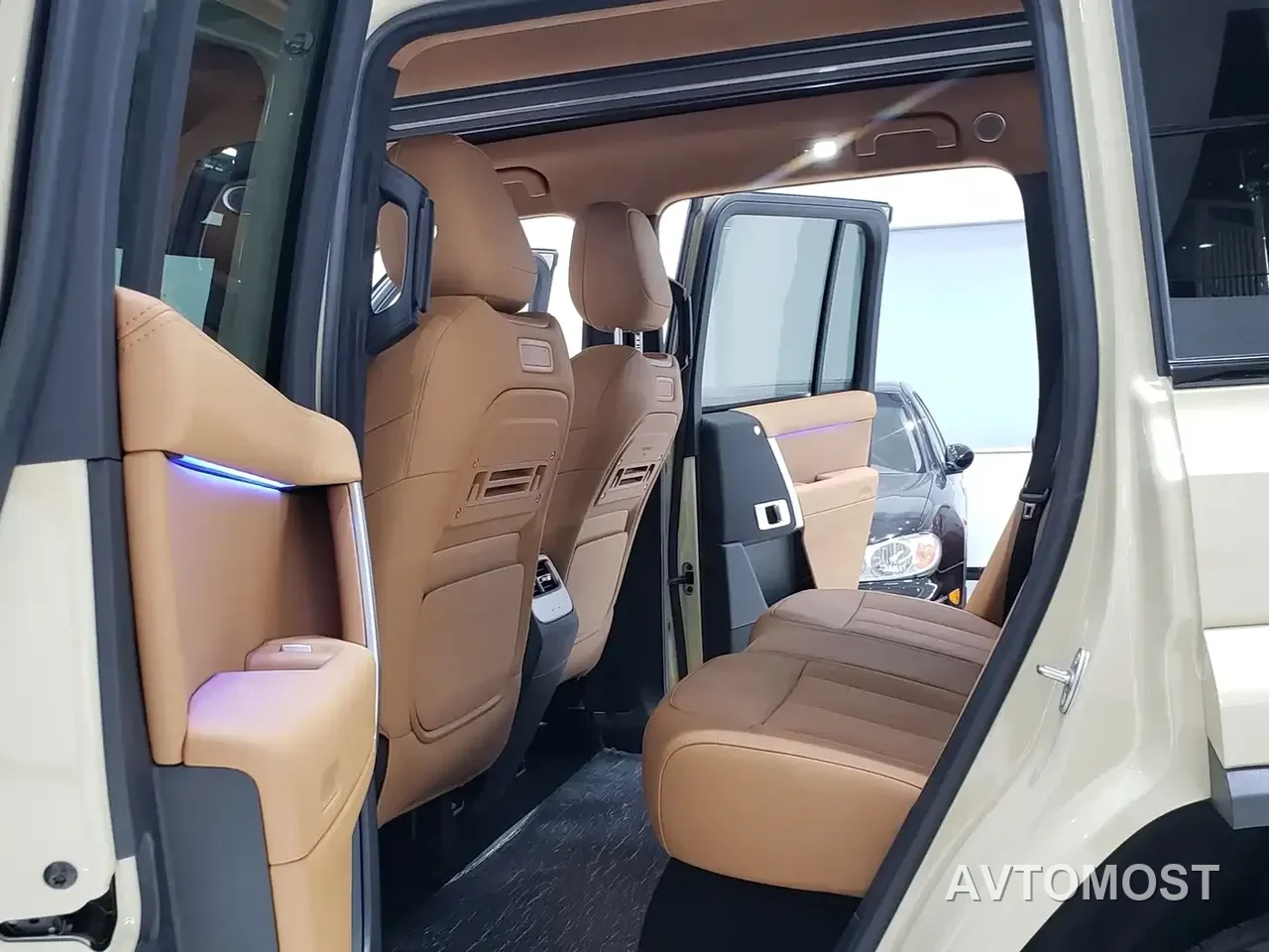 iCAR V27 2026 200KM AWD Falcon 500 — фото 7