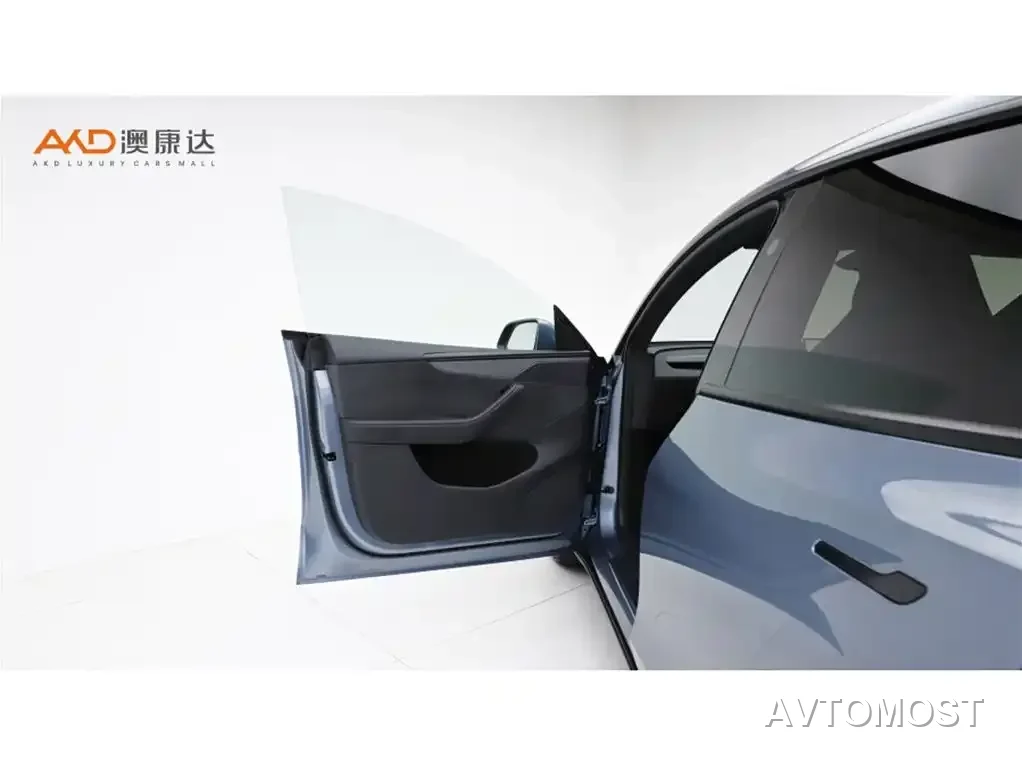 Tesla Model Y L 2025 Facelift Long Range AWD — фото 9