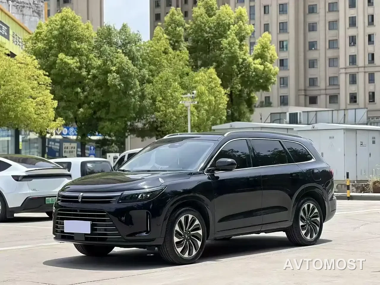 AITO M7 2022 1.5T AWD Luxury Edition — фото 2