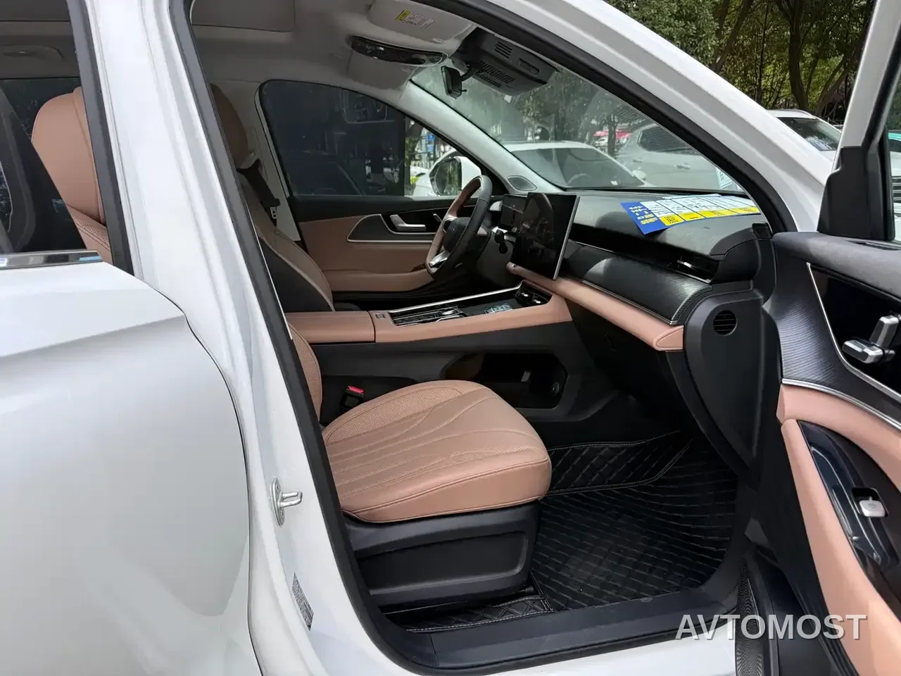 Chery Tiggo 8L 2025 Model Year 2.0T 2WD Rainbow Edition 5-Seater — фото 14
