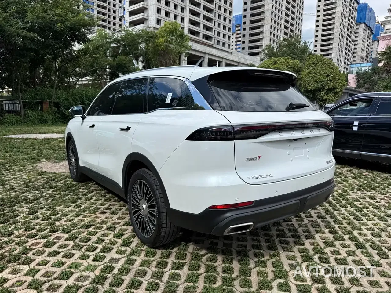 Chery Tiggo 8L 2025 Model Year 2.0T 2WD Rainbow Edition 5-Seater — фото 11