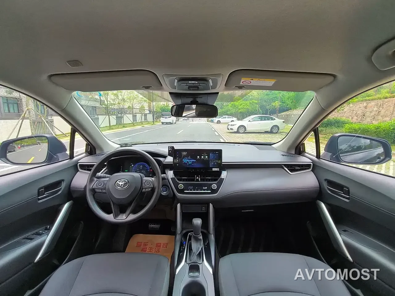 Toyota Corolla Cross 2023 Hybrid 2.0L Pioneer Edition — фото 10