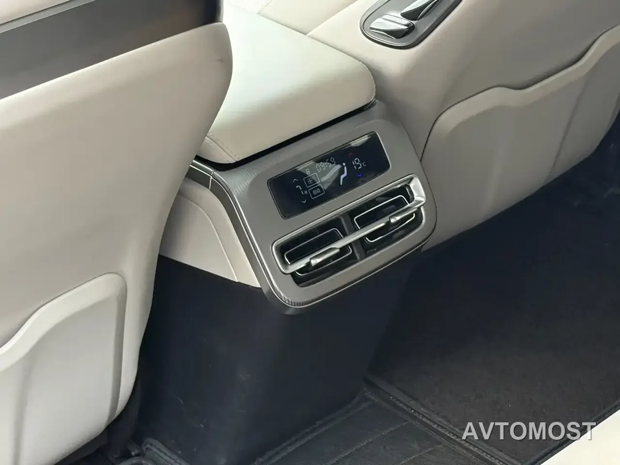 BYD Han L 2025 Model DM-i 200KM LiDAR Premium — фото 13