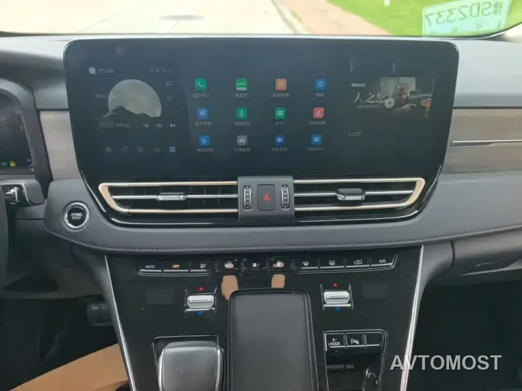 Hongqi HQ9 PHEV 2024 Model 2.0T AWD Business Edition — фото 12