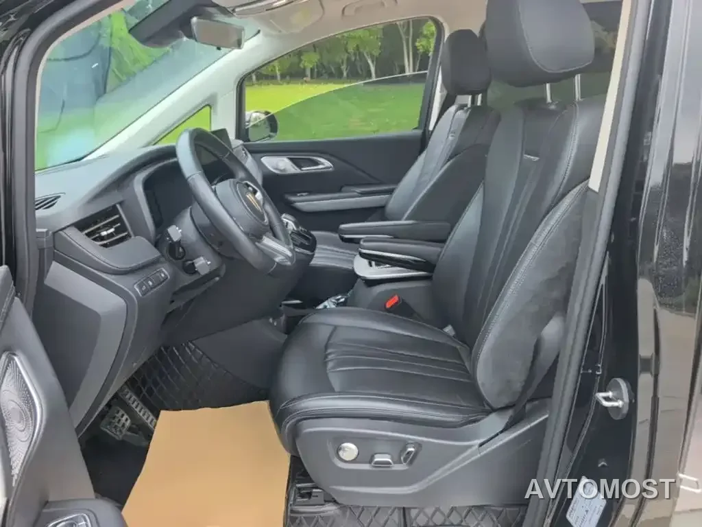 Hongqi HQ9 PHEV 2024 Model 2.0T AWD Business Edition — фото 13