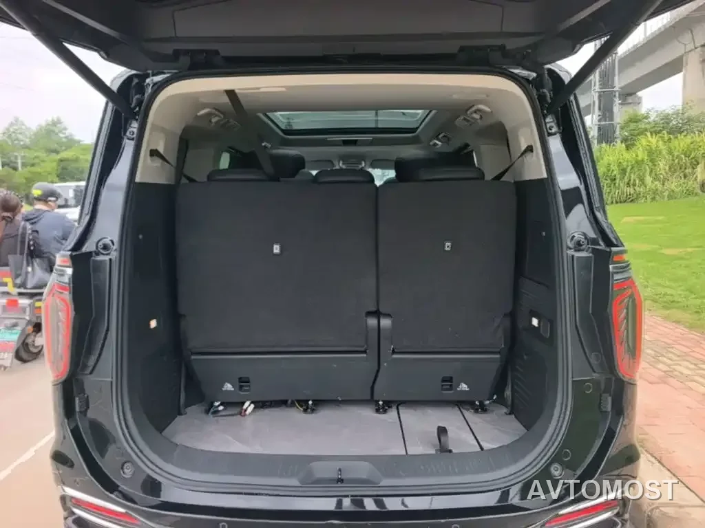 Hongqi HQ9 PHEV 2024 Model 2.0T AWD Business Edition — фото 16